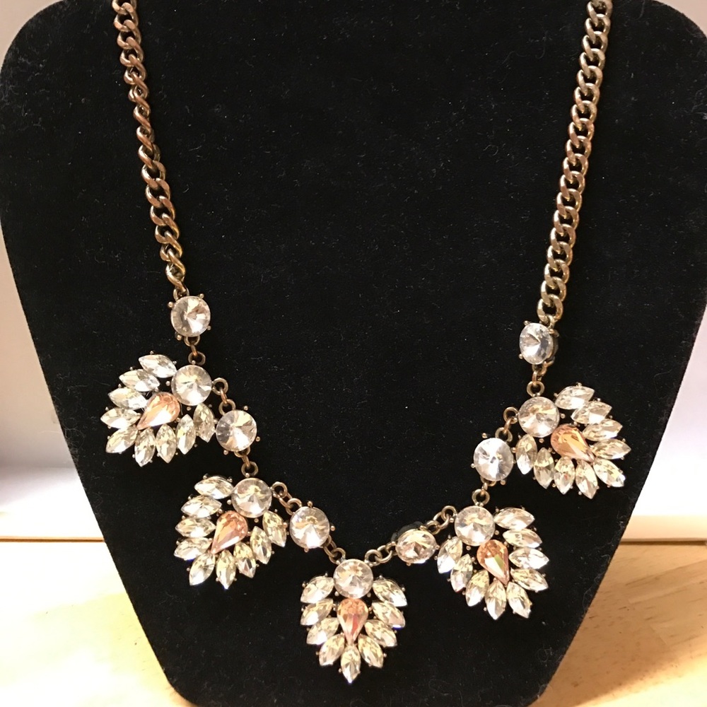 Jewelmint statement necklace