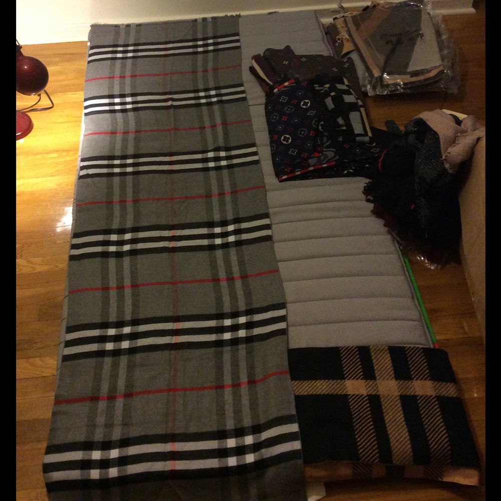 Best quality, pretty, multi-purpose Cashmere scarf