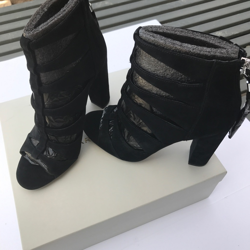 Marc Fisher Ltd - Hindera Caged Sandal