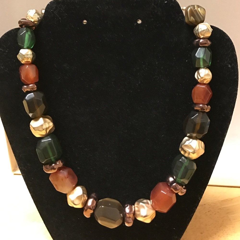JNY jones New York statement necklace