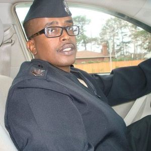 Meet your Posher, Abu