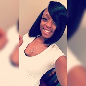 Meet your Posher, Neosha