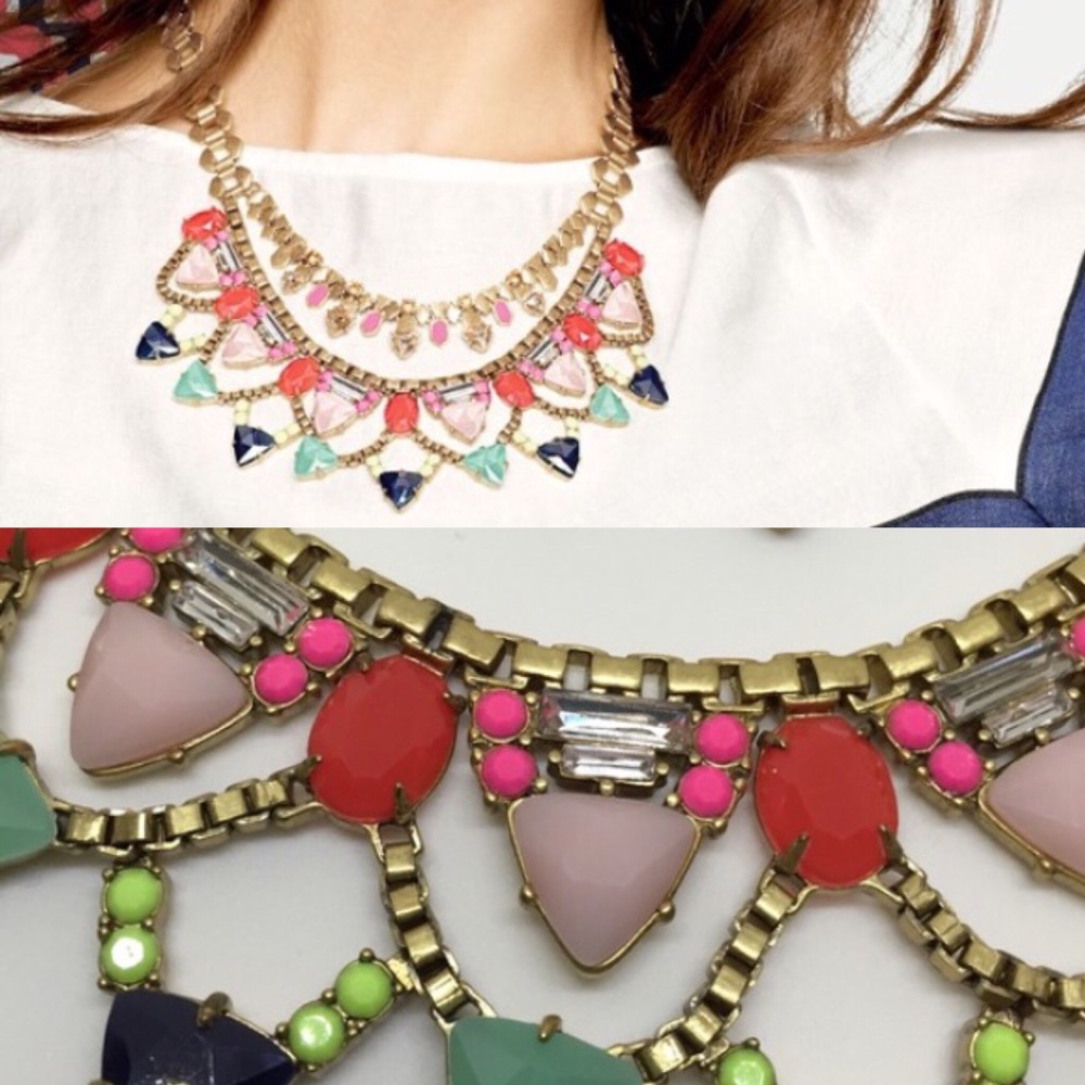 Stella & Dot Fanella statement necklace
