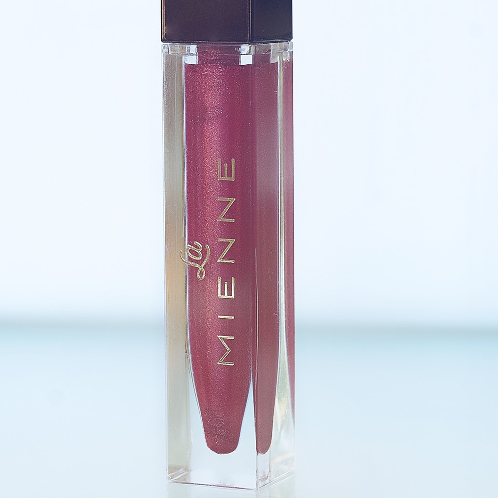 Lip Amour - The Who's Hue