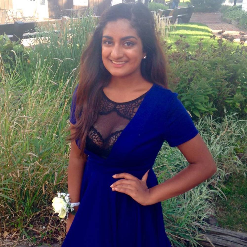 Meet your Posher, Natasha
