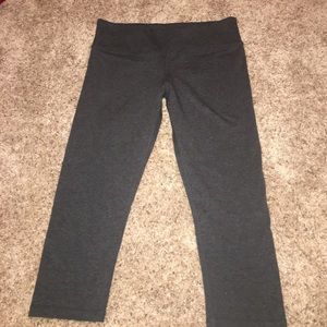 Lulu lemon crop yogas