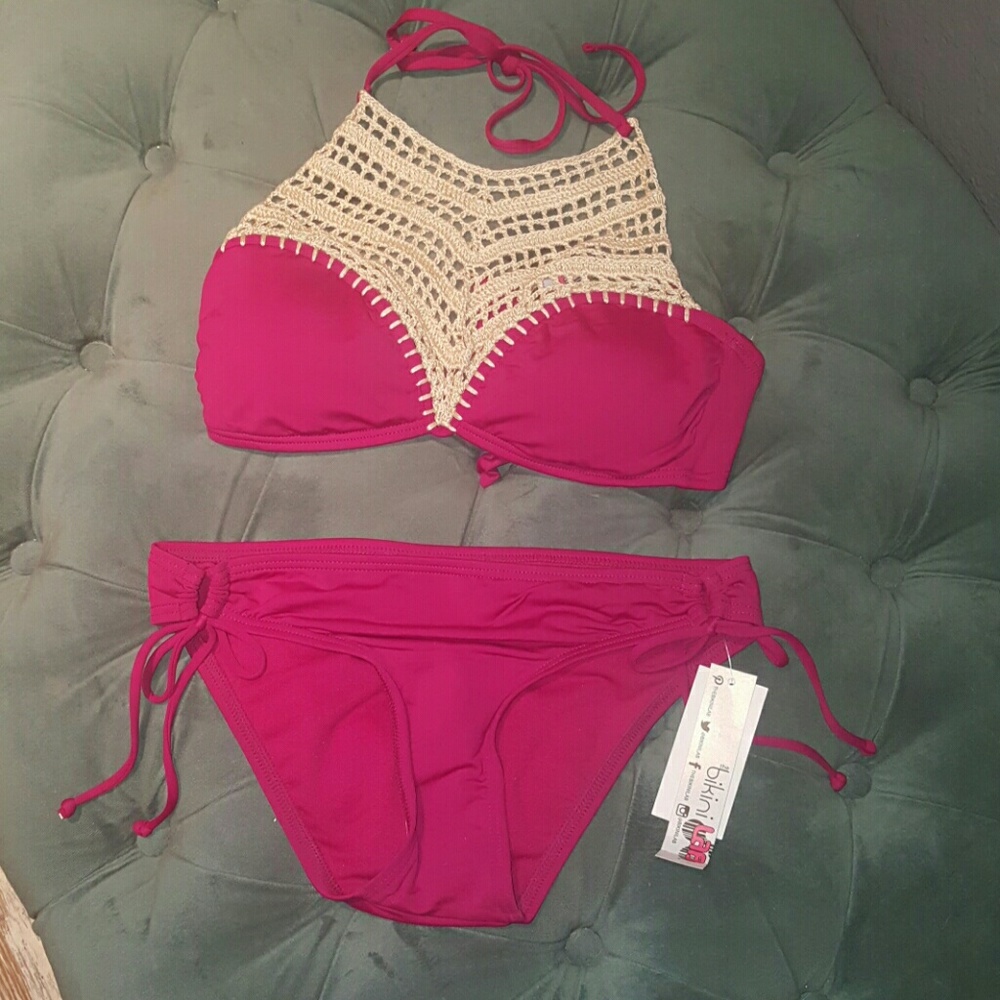 Halter Style Bikini- Size S-  NWT - Picture 4 of 4