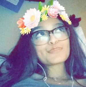 Meet your Posher, Mimi