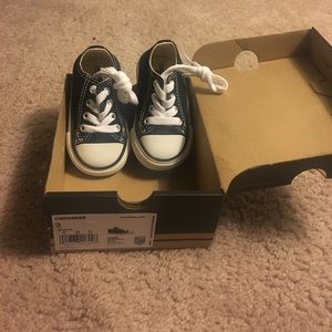 Infant size 3 toddler converse boy or girl