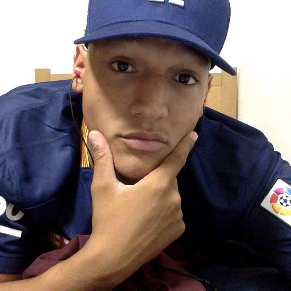 Meet your Posher, Alex - Picture 1 of 1