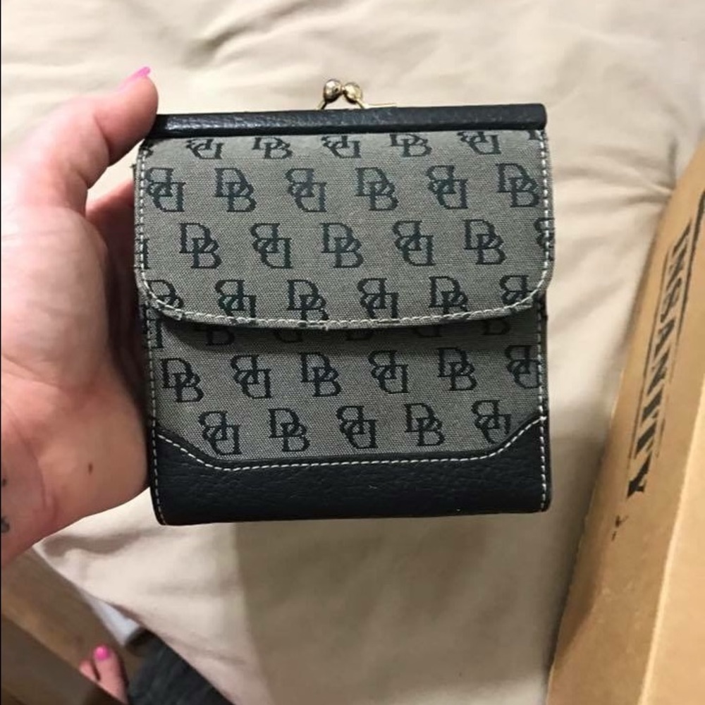 Dooney wallet - Picture 1 of 2