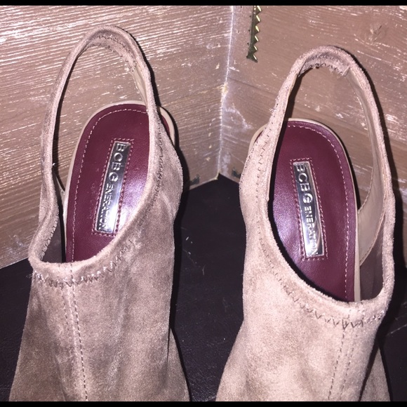 BCBG Designer Women's Shoes - Picture 6 of 7