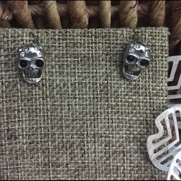 Skull Stud Earrings - Picture 2 of 4