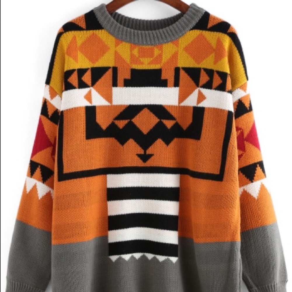 Clean out closet/New thick geometric sweater tunic