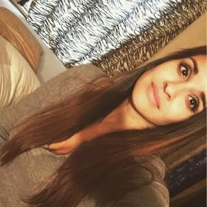 Meet your Posher, Joelle