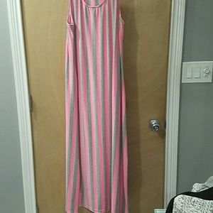 2 dresses lot