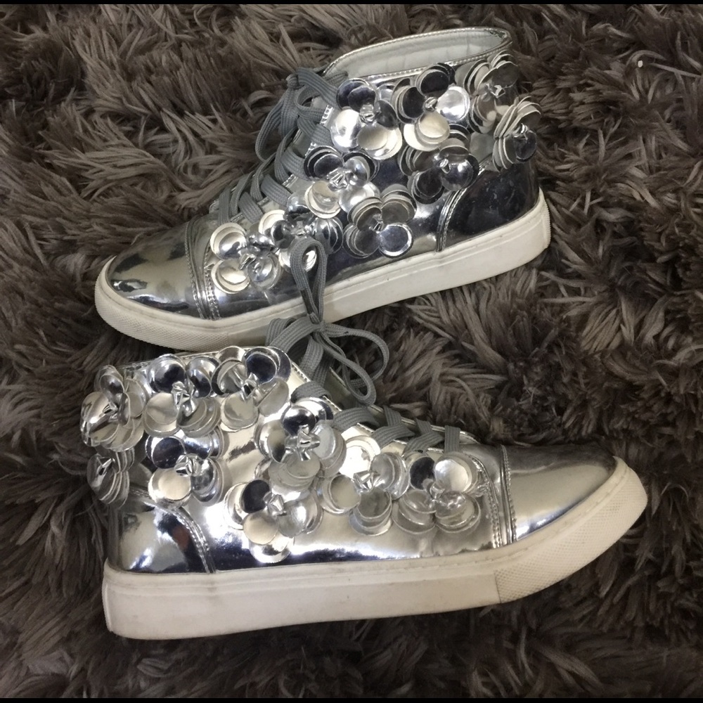 Godiva silver sneakers 8.5