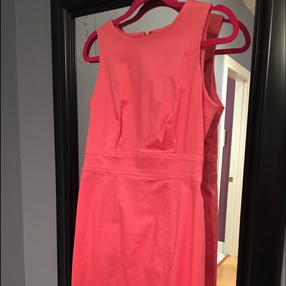 Anne Klein coral colored sleeveless dress size 2