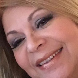 Meet your Posher, Myrna