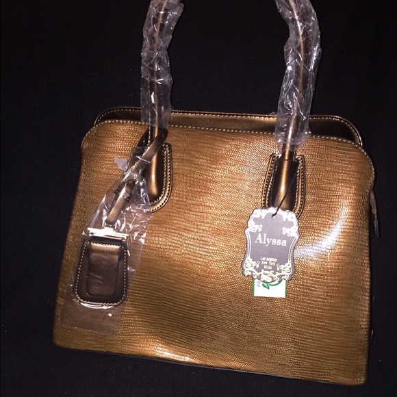 Purses - Picture 5 of 8