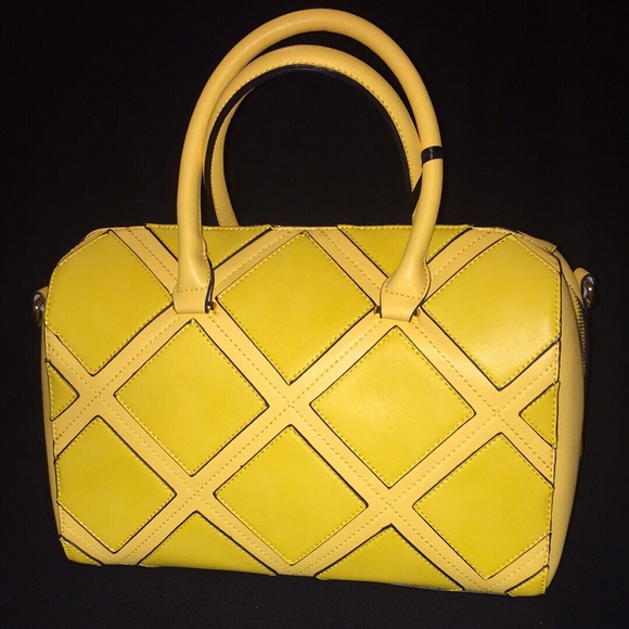 Purses - Picture 6 of 8