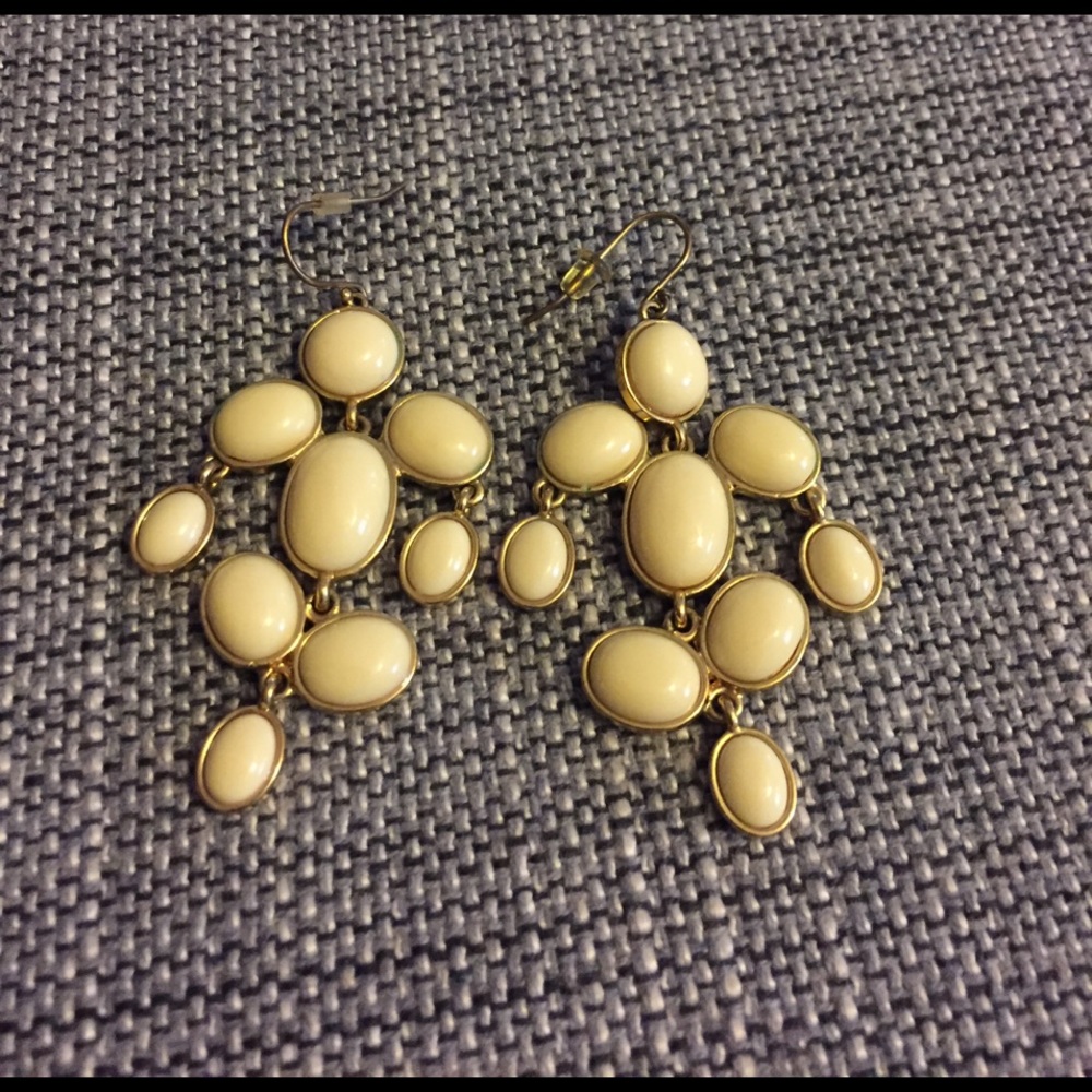 Gorgeous cream chandelier earrings
