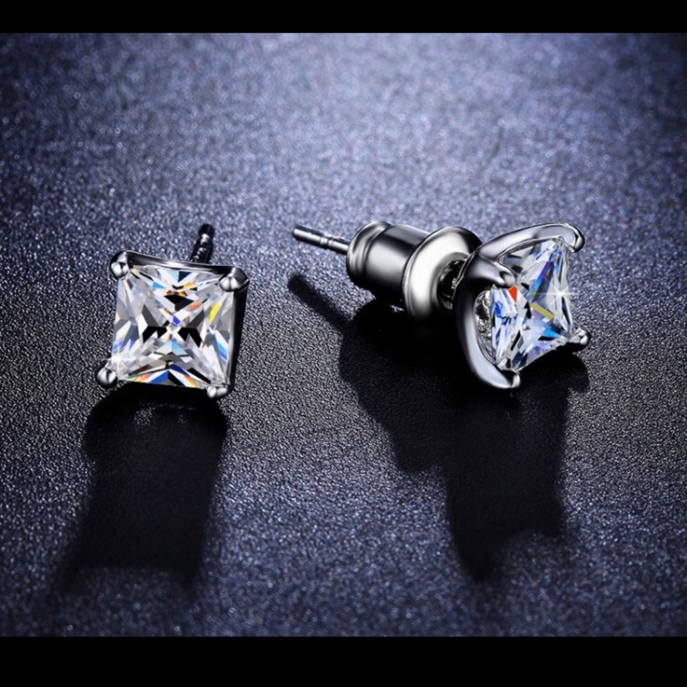 🆕 Princess-cut Earrings CZ Diamond earrings