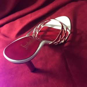 Fredericks of Hollywood sandal stilettos🍒💋💋
