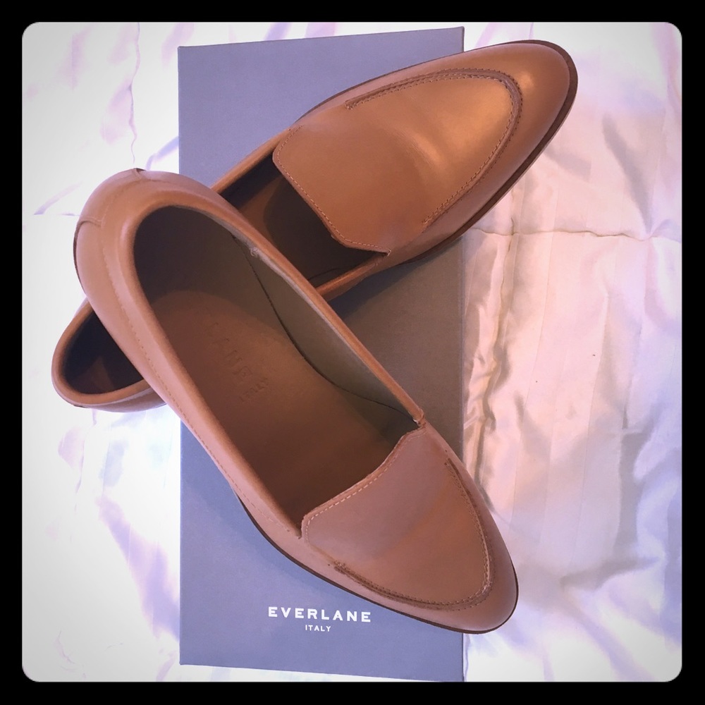 Everlane Tan Size 8.5 Never Worn Loafers