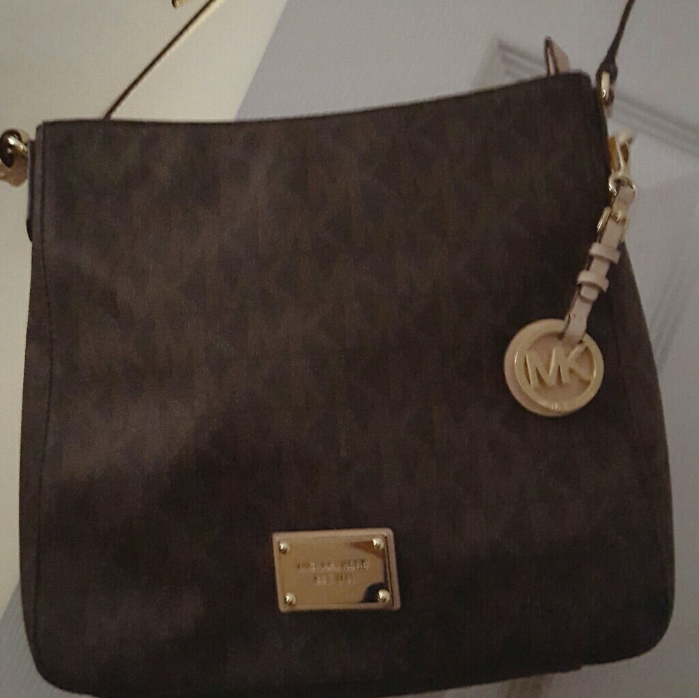 MK Purse