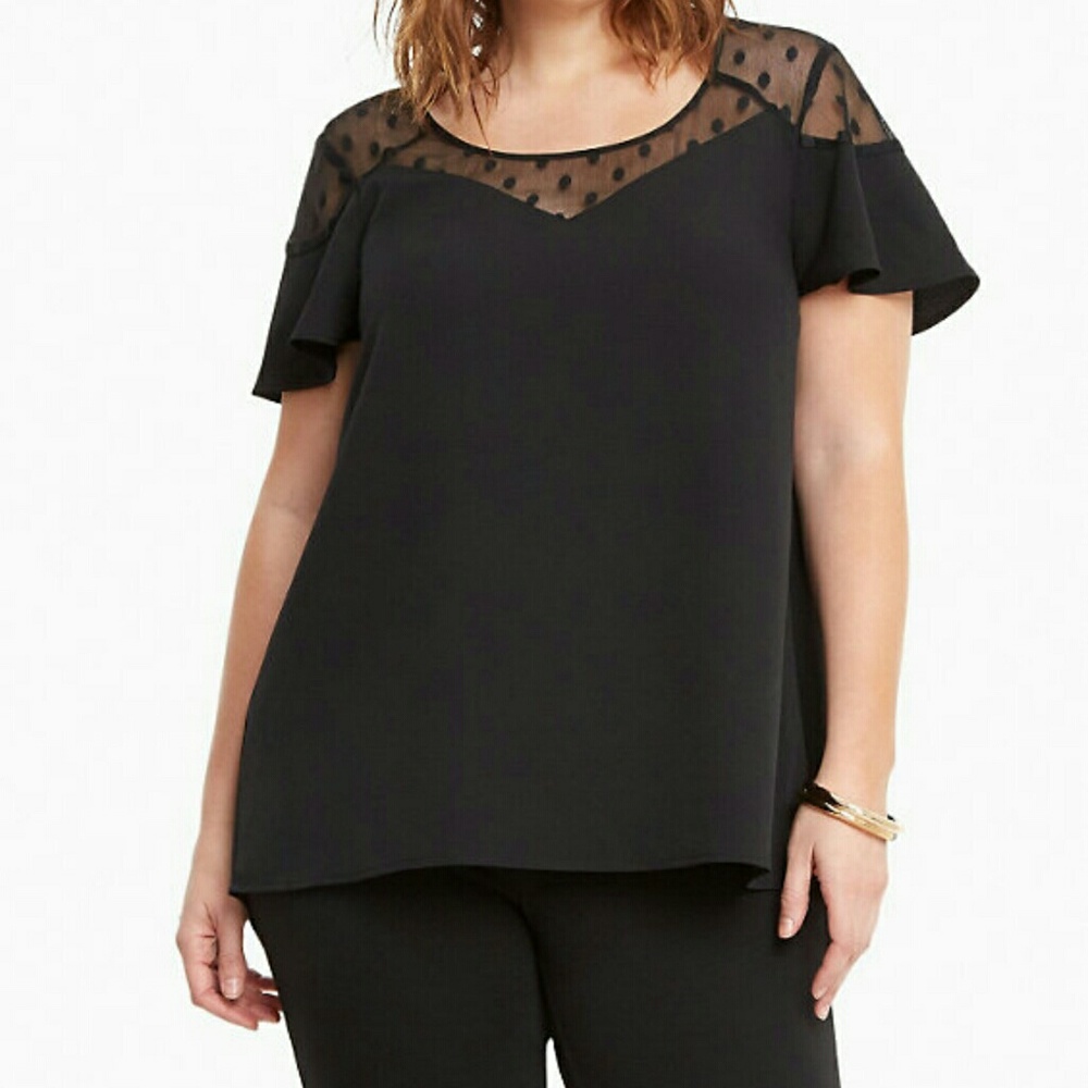 New Sz 5 Dot Torrid Top