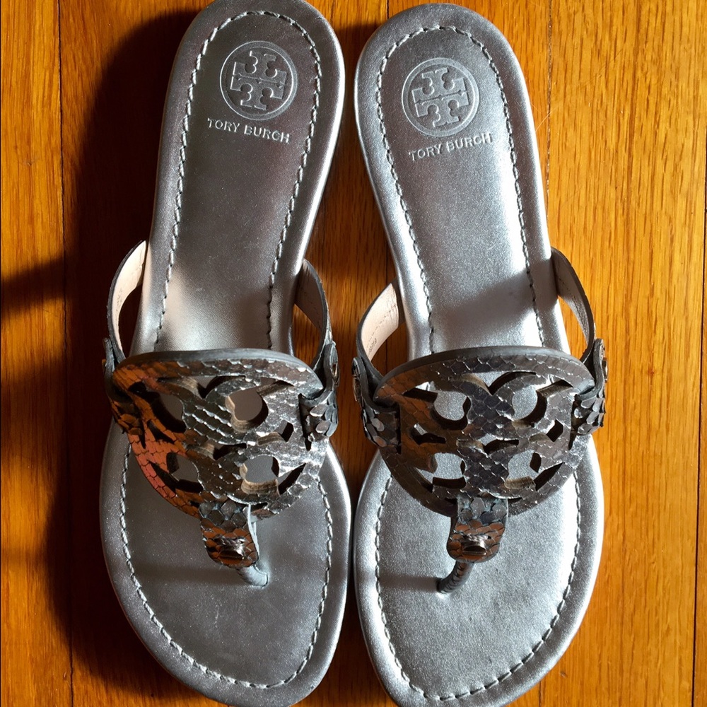 TORY BURCH MILLER SANDAL!