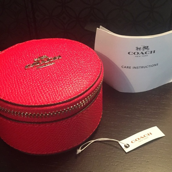 NOT FOR SALE Coach-Round Trinket "box" NWT - Picture 2 of 4