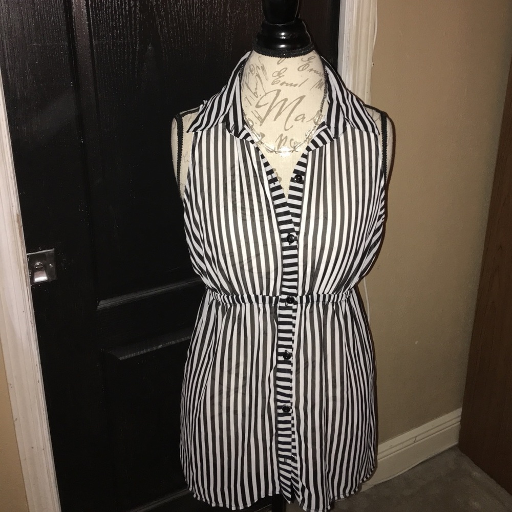 Heart Soul striped black and white tunic top