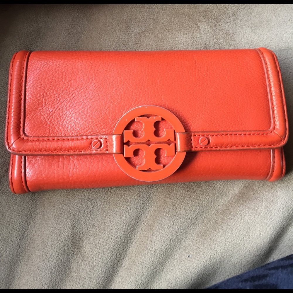 Tory Burch continental wallet
