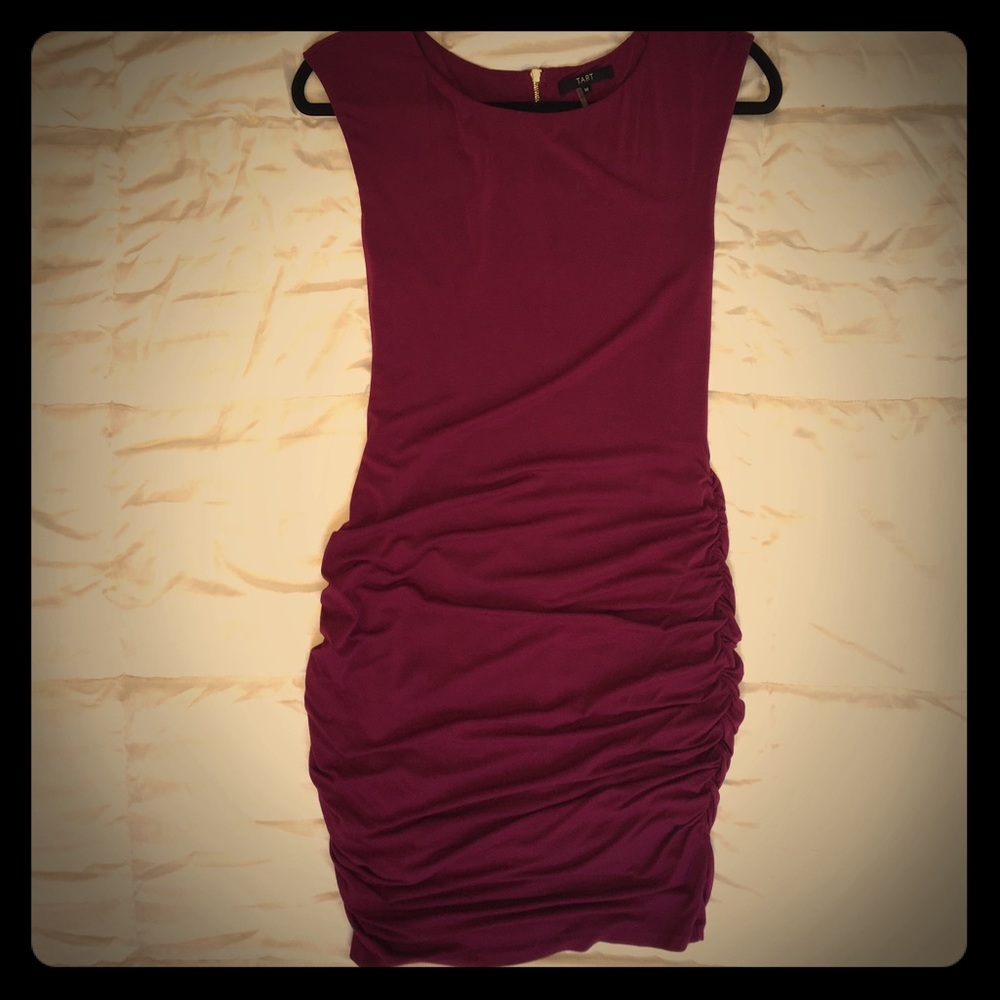 Fluid purple sleeveless dress