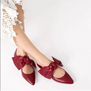 Zara Flat Leather Shoes with Bow
