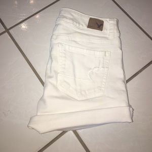 White American eagle shorts