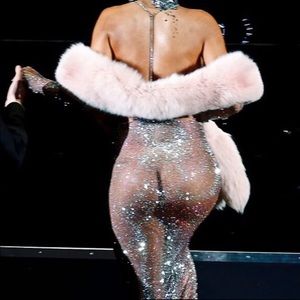 Meet your Posher, Malory