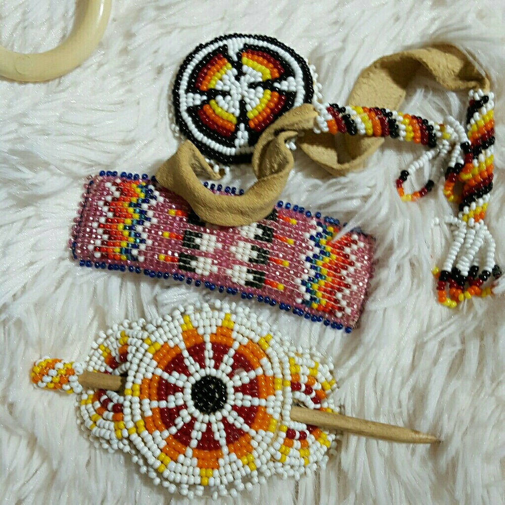 💙VINTAGE APACHE HAIR ACCESSORIES!