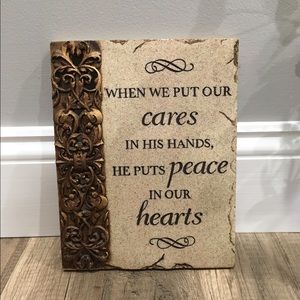 Beautiful Decor Quote Plaque "Peace in our Hearts"