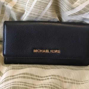 Michael Kors wallet