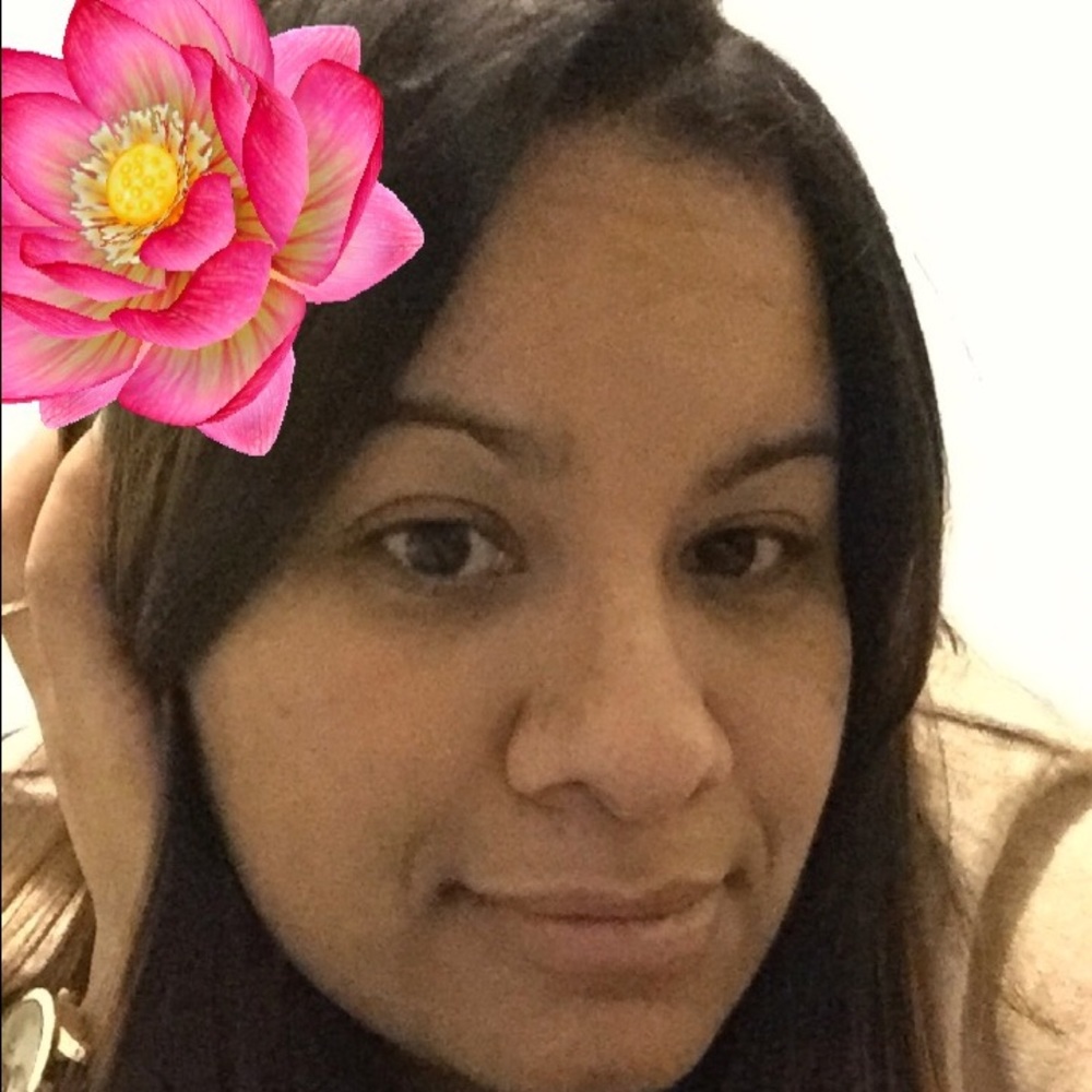 Meet your Posher, Monica