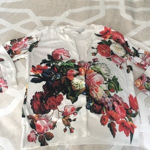 On floral trend Halogen floral cardigan. Size L.