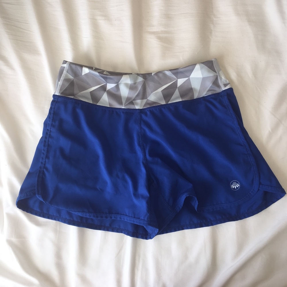 Senita Annadel Running Shorts - 3 pockets