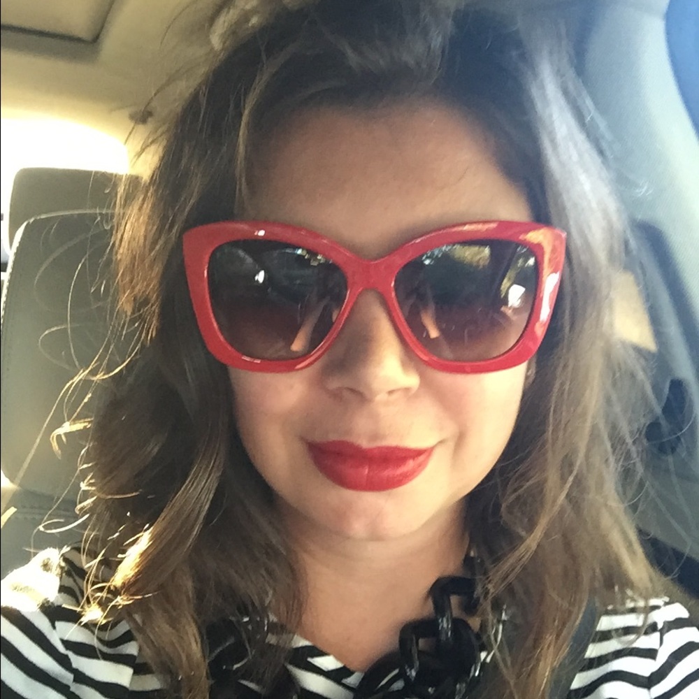 Meet your Posher, Leah