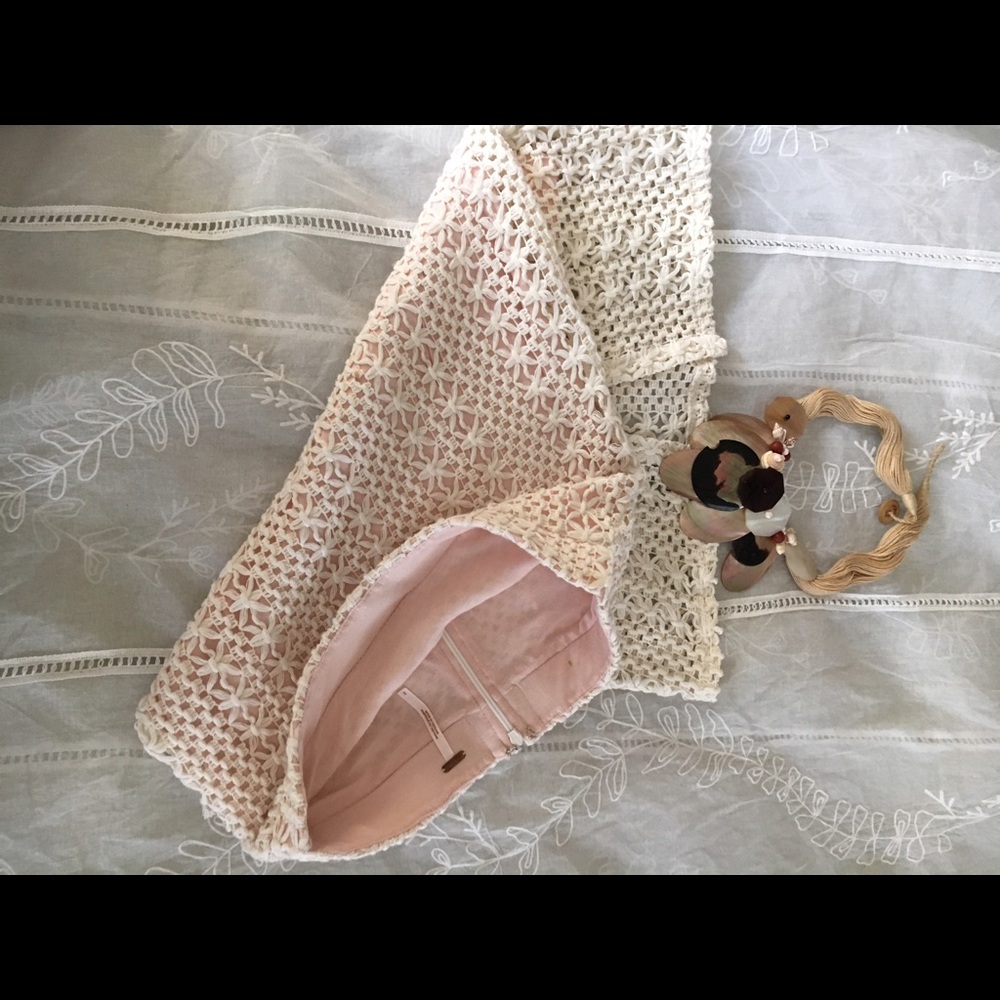 Free people crochet skirt - Picture 3 of 4