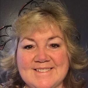 Meet your Posher, Tina