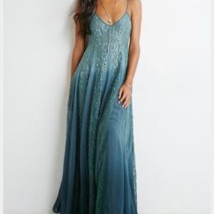 Lace-panel maxi dress