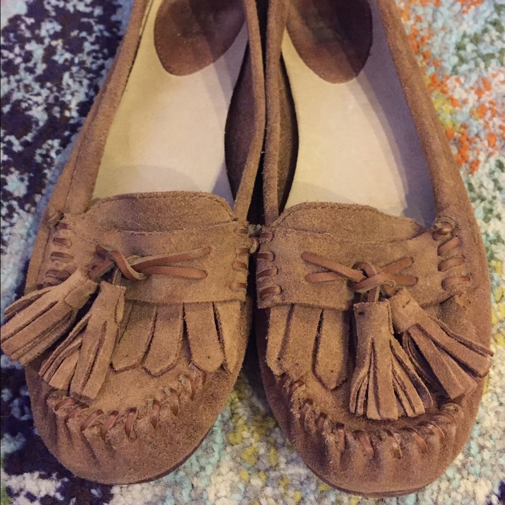 EUC Alex Tassel Moccasin Flats